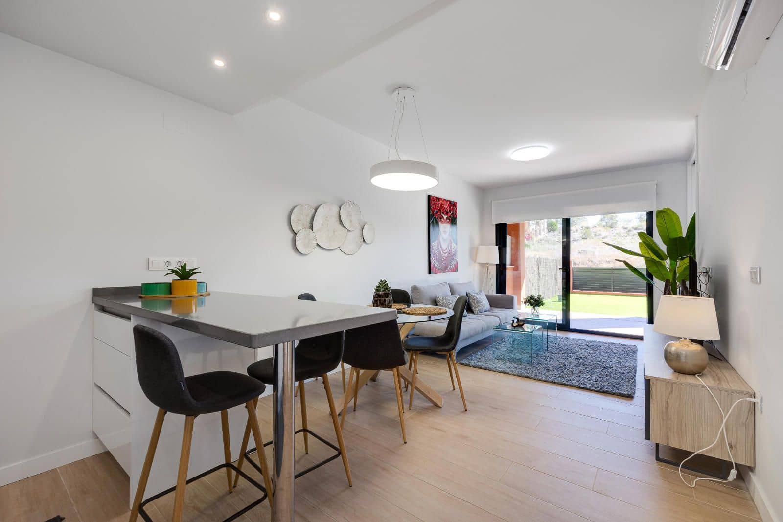 2 soveværelse Lejlighed til salg i Orihuela Costa med swimmingpool garage - € 259.000 (Ref: 9189395)