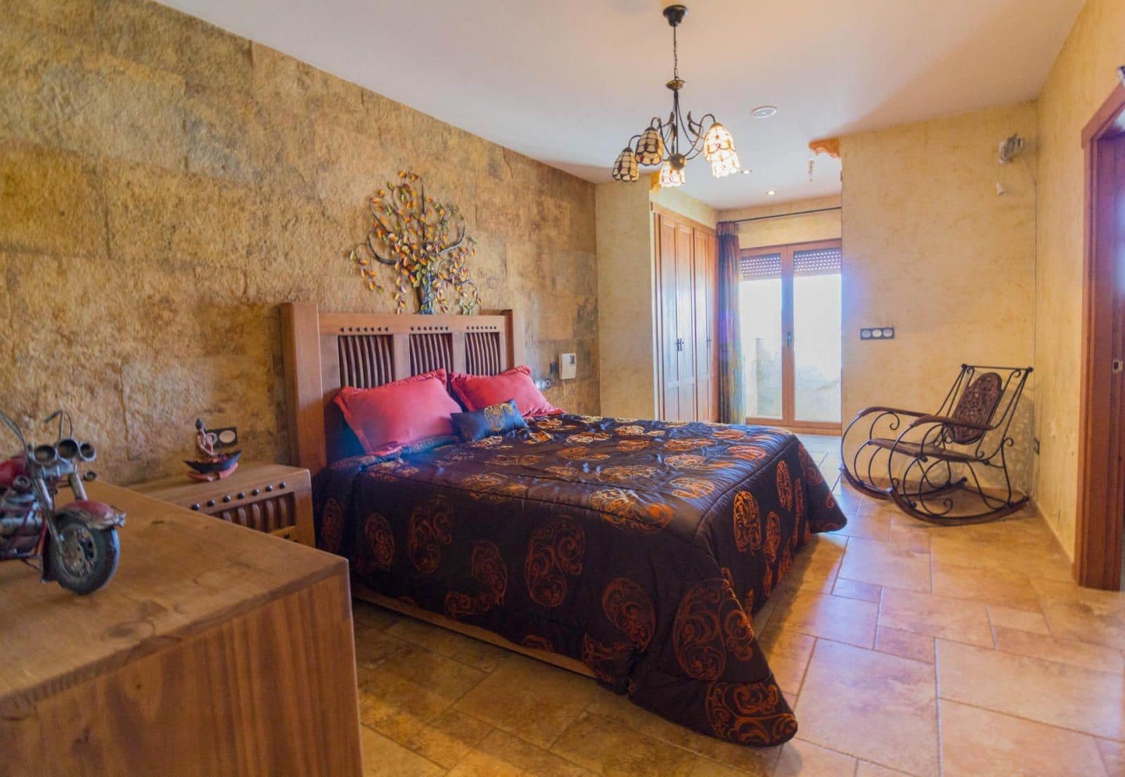 8 soveværelse Finca/Landehus til salg i Redovan med swimmingpool garage - € 399.969 (Ref: 9189407)