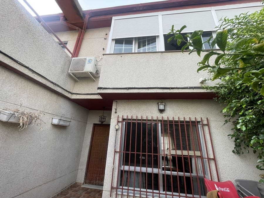 Casa de 3 habitaciones en Rojales en venta con piscina - 172.900 € (Ref: 9191830)