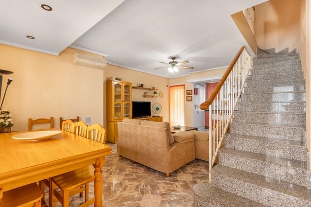 Apartamento de 4 habitaciones en Los Alcázares en venta con garaje - 219.900 € (Ref: 9193090)