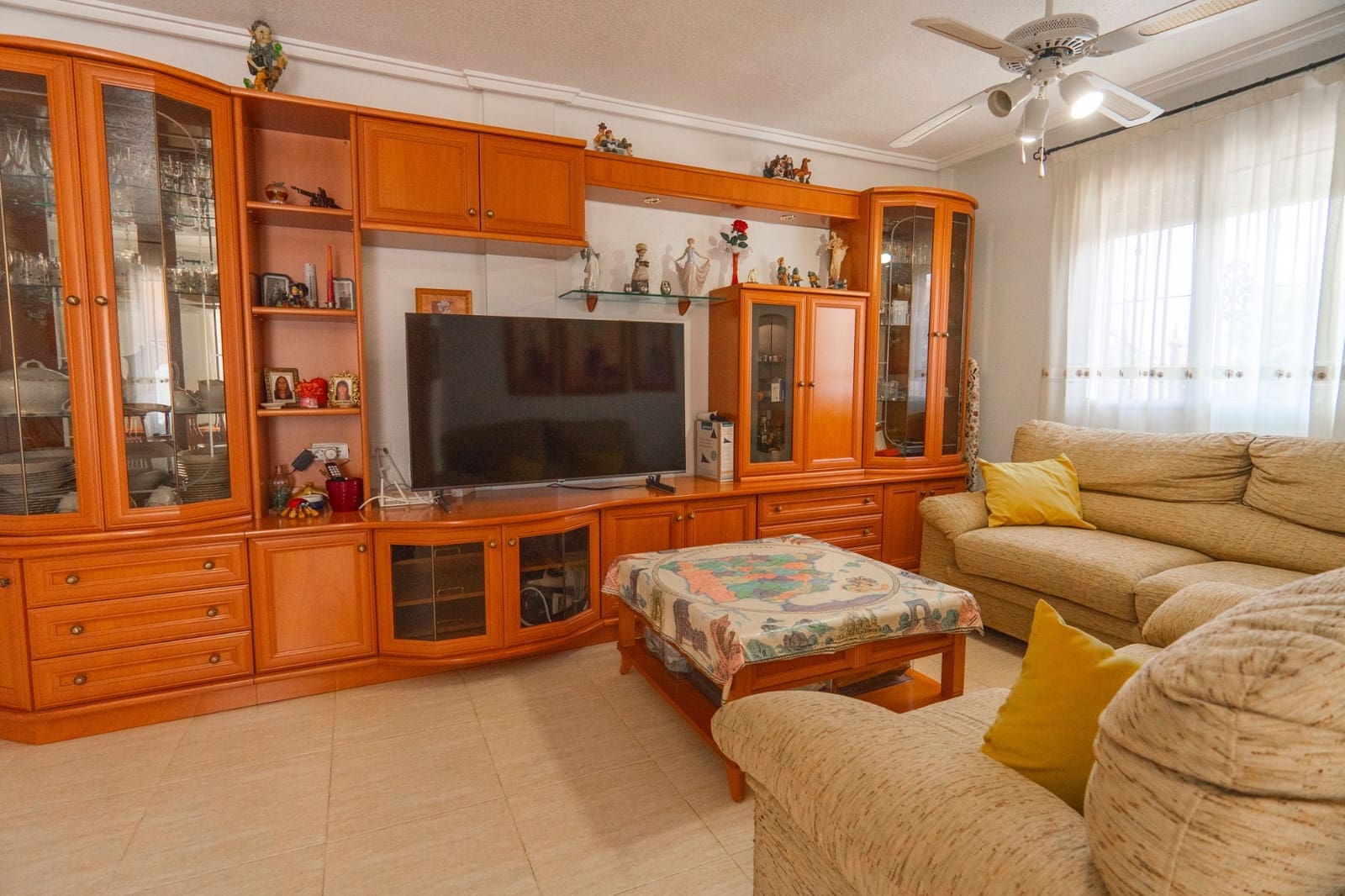 3 sovrum Semi-fristående Villa till salu i Ciudad Quesada med pool - 219 950 € (Ref: 9193098)