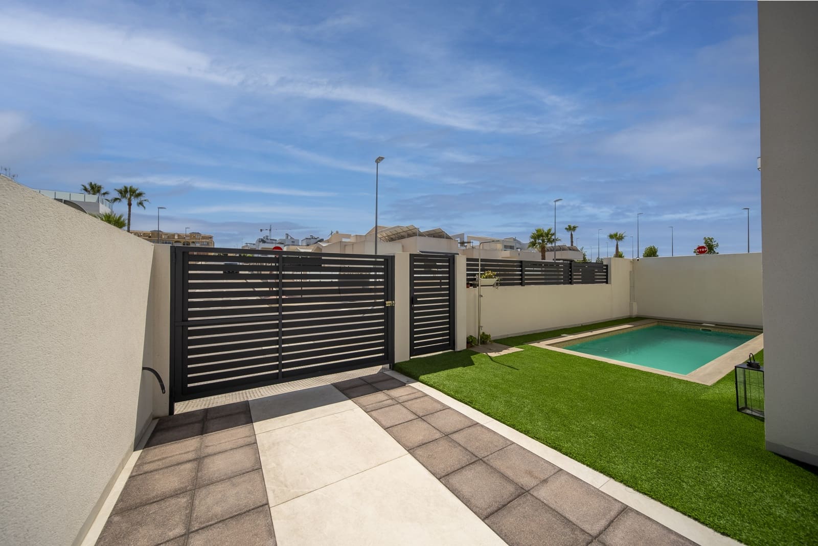 2 bedroom Villa for sale in Benijofar with pool garage - € 375,000 (Ref: 9193110)