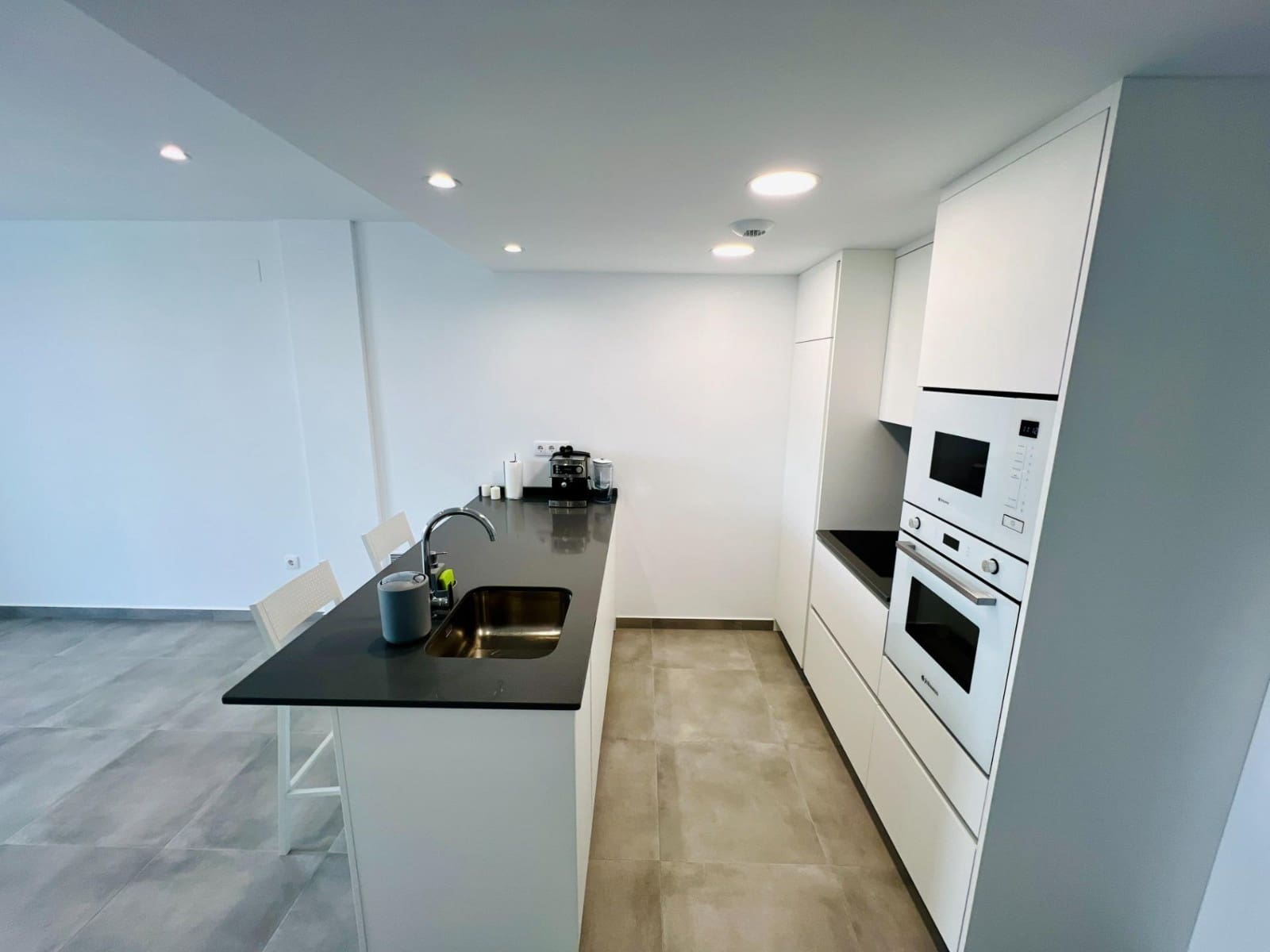 2 bedroom Apartment for sale in Los Alcazares with pool garage - € 299,000 (Ref: 9193121)