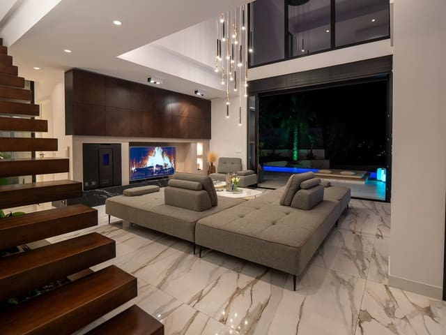 4 sypialnia Willa na sprzedaż w Orihuela Costa, Orihuela z basenem garażem - 2 880 000 € (Ref: 9193123)