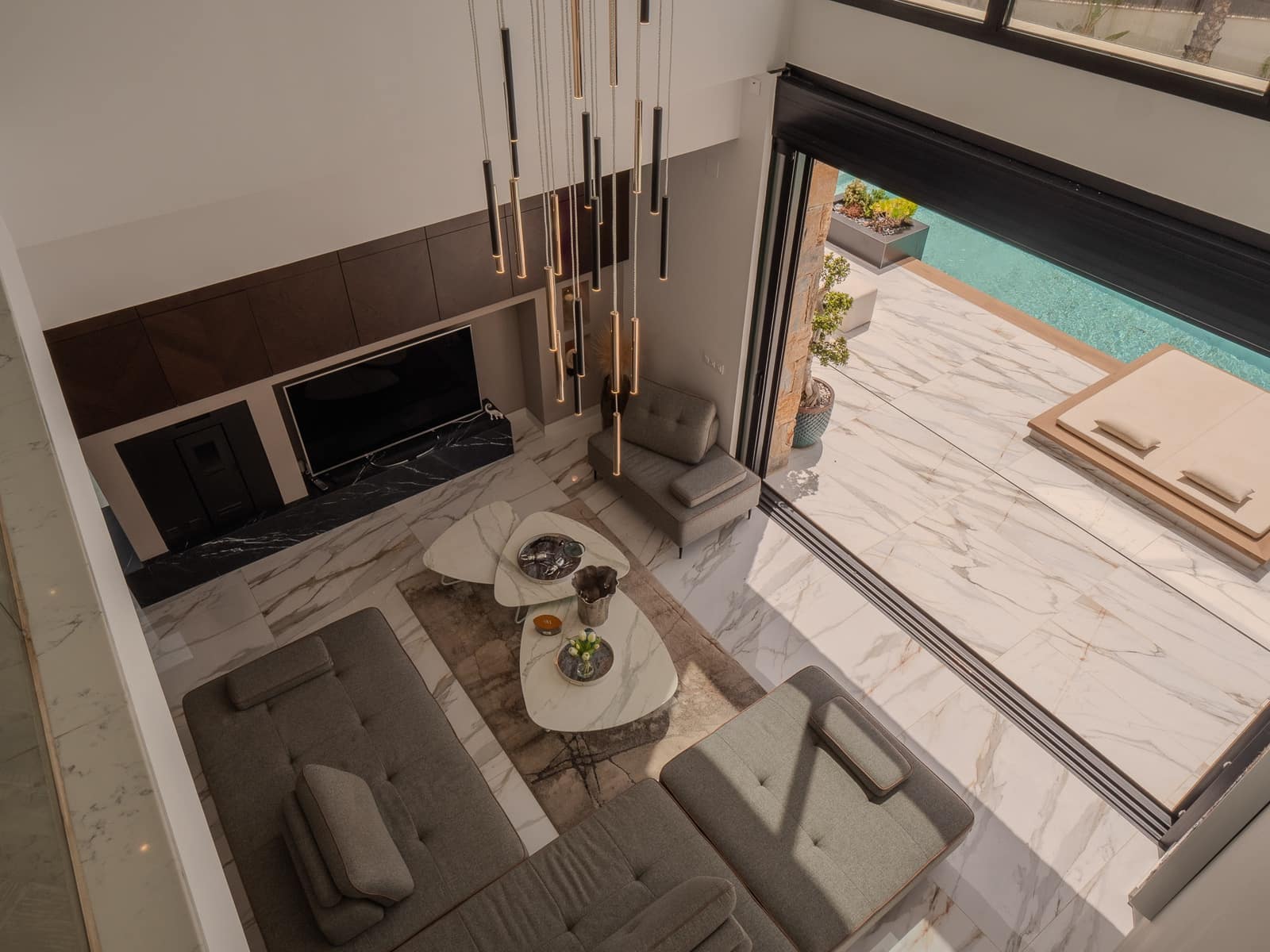 4 sypialnia Willa na sprzedaż w Orihuela Costa z basenem garażem - 2 880 000 € (Ref: 9193123)