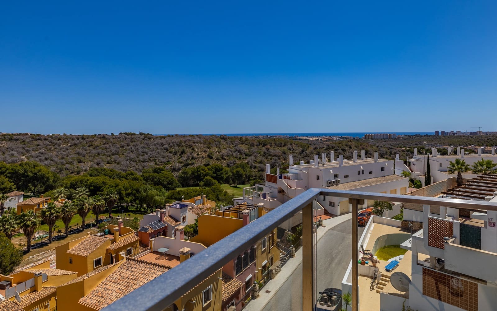 Ático de 3 habitaciones en Orihuela Costa en venta con piscina garaje - 449.900 € (Ref: 9193132)