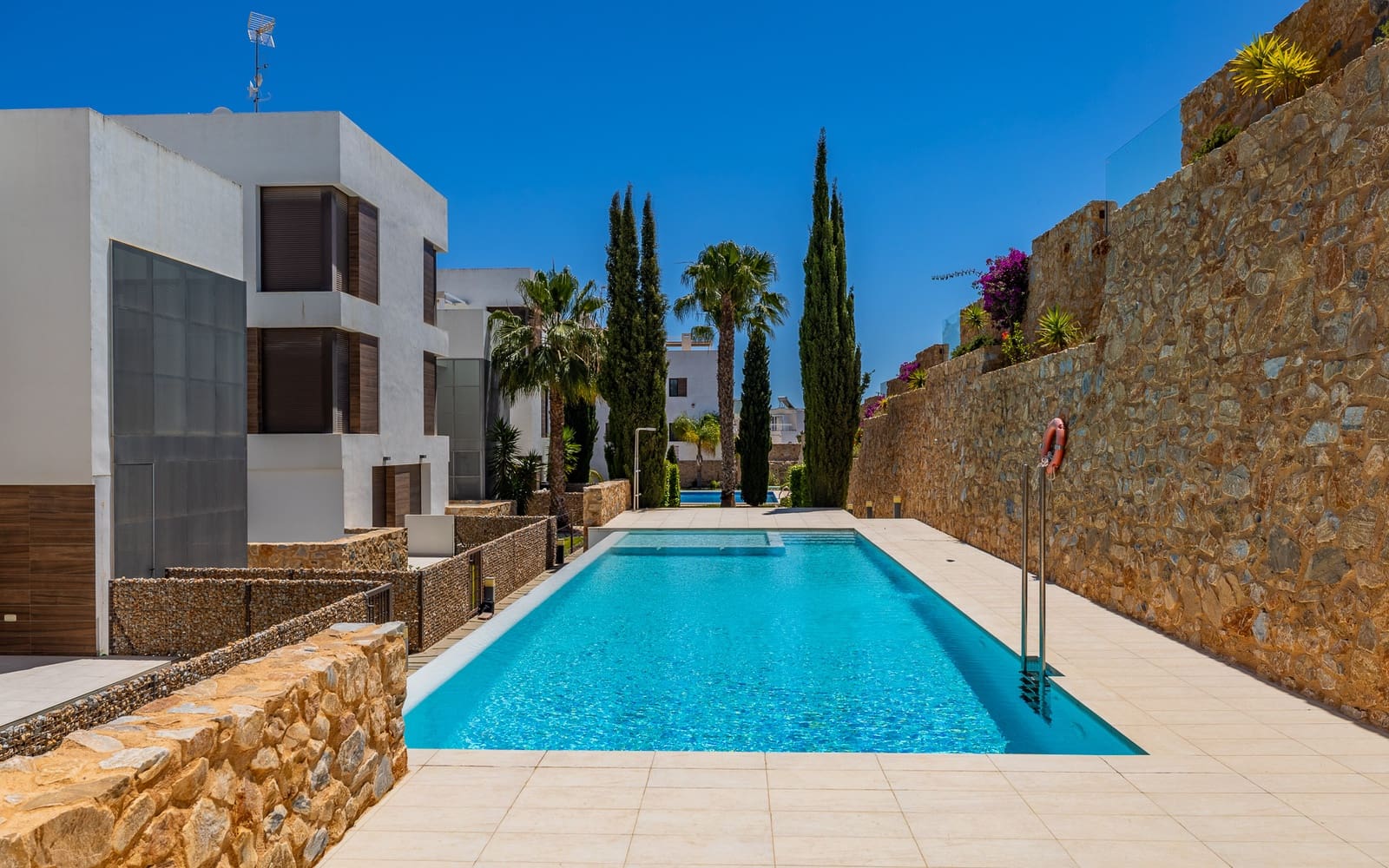 Ático de 3 habitaciones en Orihuela Costa en venta con piscina garaje - 449.900 € (Ref: 9193132)