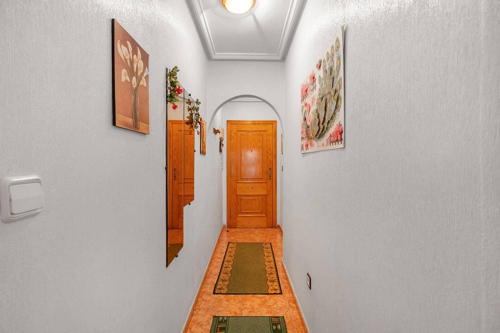 2 bedroom Apartment for sale in Torrevieja with garage - € 132,500 (Ref: 9199640)