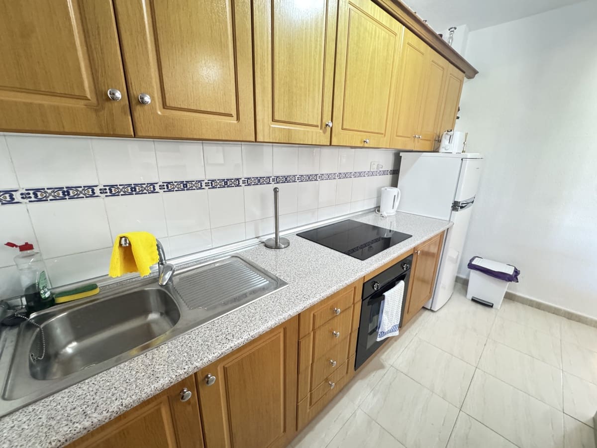 2 sovrum Lägenhet till salu i Villamartin med pool - 143 000 € (Ref: 9203099)