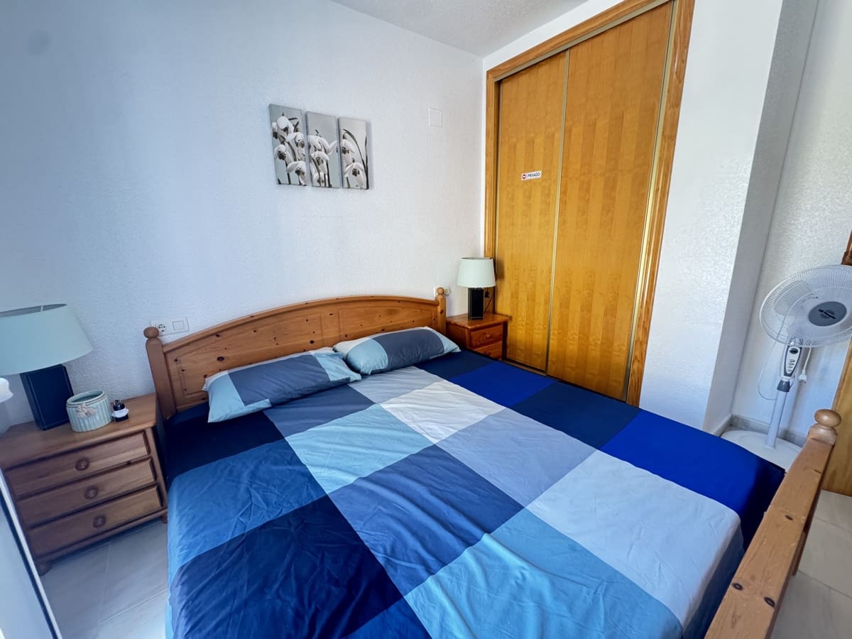 2 sovrum Lägenhet till salu i Villamartin med pool - 143 000 € (Ref: 9203099)