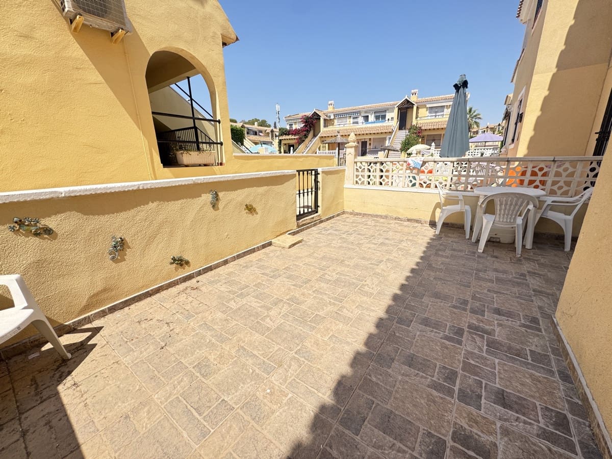 2 sovrum Lägenhet till salu i Villamartin med pool - 143 000 € (Ref: 9203099)