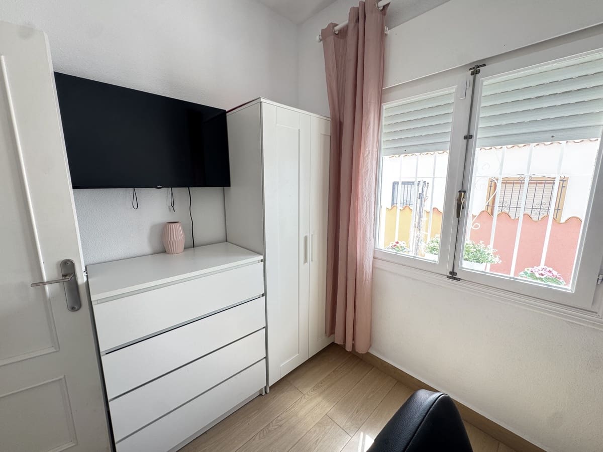 5 soveværelse Villa til salg i La Florida - € 352.000 (Ref: 9203102)