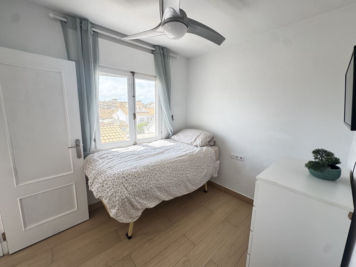 5 soveværelse Villa til salg i La Florida - € 352.000 (Ref: 9203102)