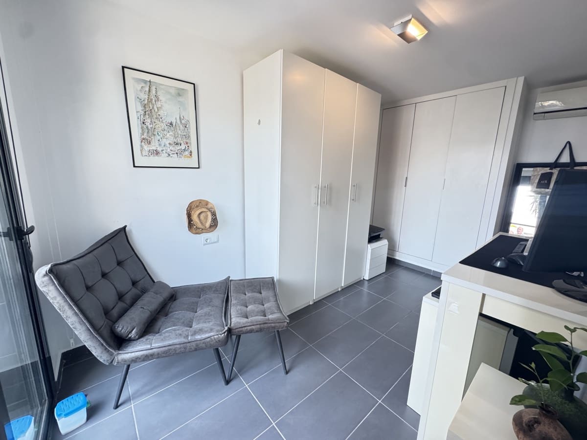 2 bedroom Bungalow for sale in Villamartin with pool - € 360,000 (Ref: 9203104)