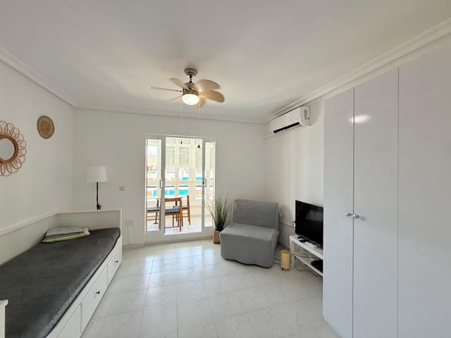 1 sypialnia Studio na sprzedaż w Torrevieja z basenem - 115 000 € (Ref: 9227231)