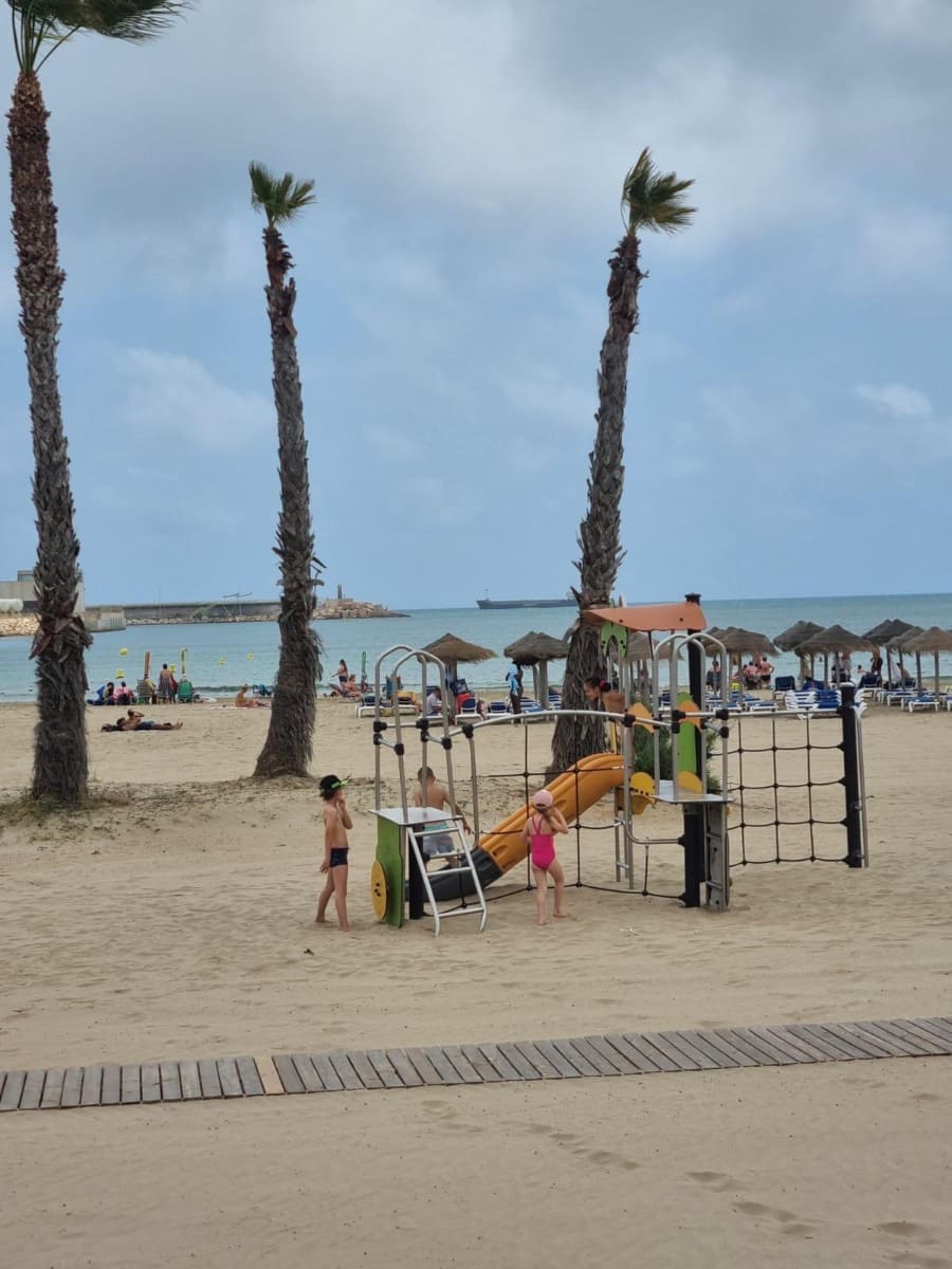 2 sovrum Lägenhet till salu i Torrevieja med pool - 199 900 € (Ref: 9227233)