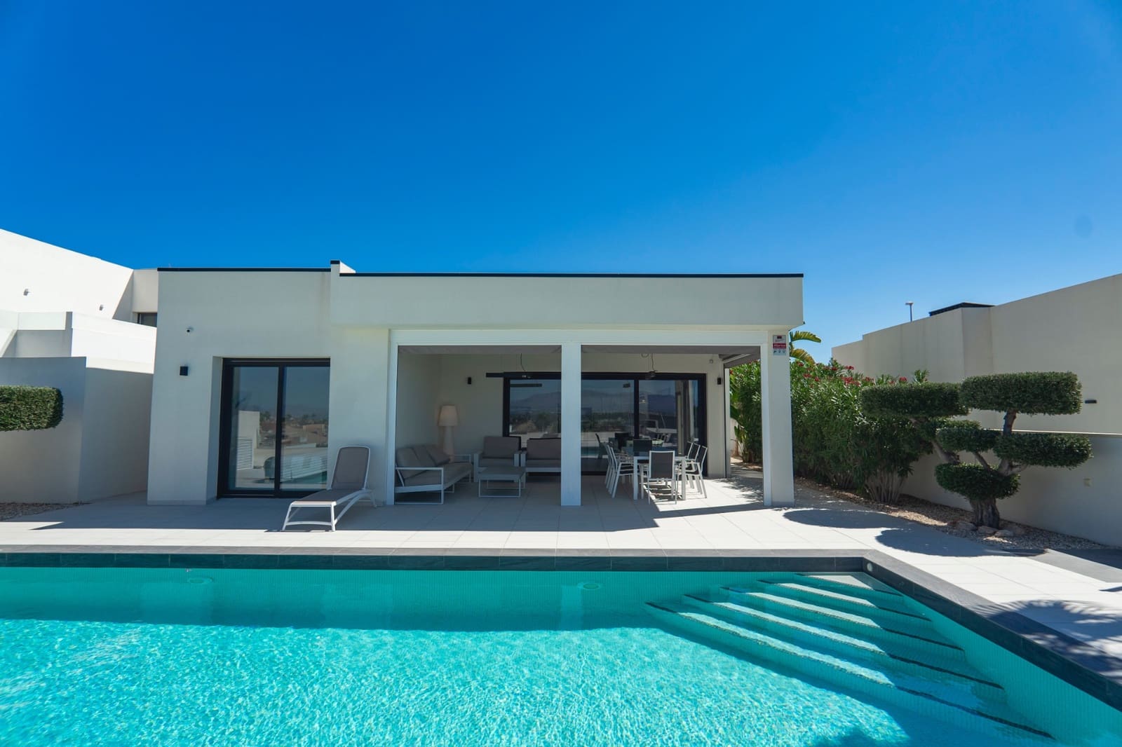 4 sypialnia Willa na sprzedaż w Ciudad Quesada z basenem - 675 000 € (Ref: 9231703)