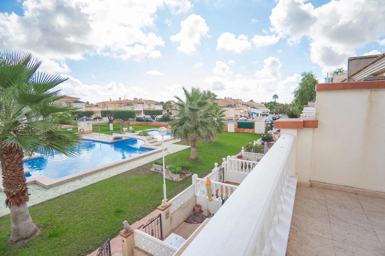 3 bedroom Townhouse for sale in Ciudad Quesada with pool - € 249,950 (Ref: 9231706)