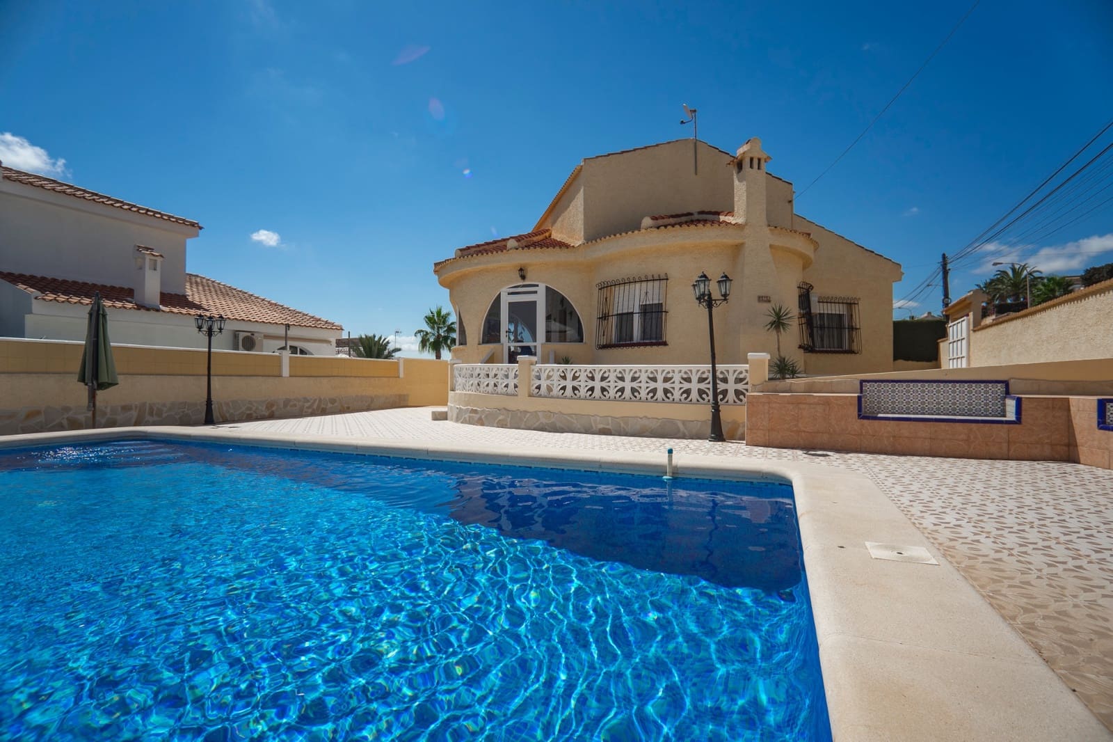 3 sypialnia Willa na sprzedaż w Ciudad Quesada z basenem - 380 000 € (Ref: 9231707)