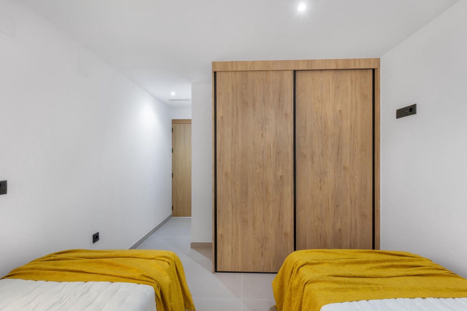 3 chambre Appartement à vendre à Torrevieja avec garage - 430 000 € (Ref: 9237003)