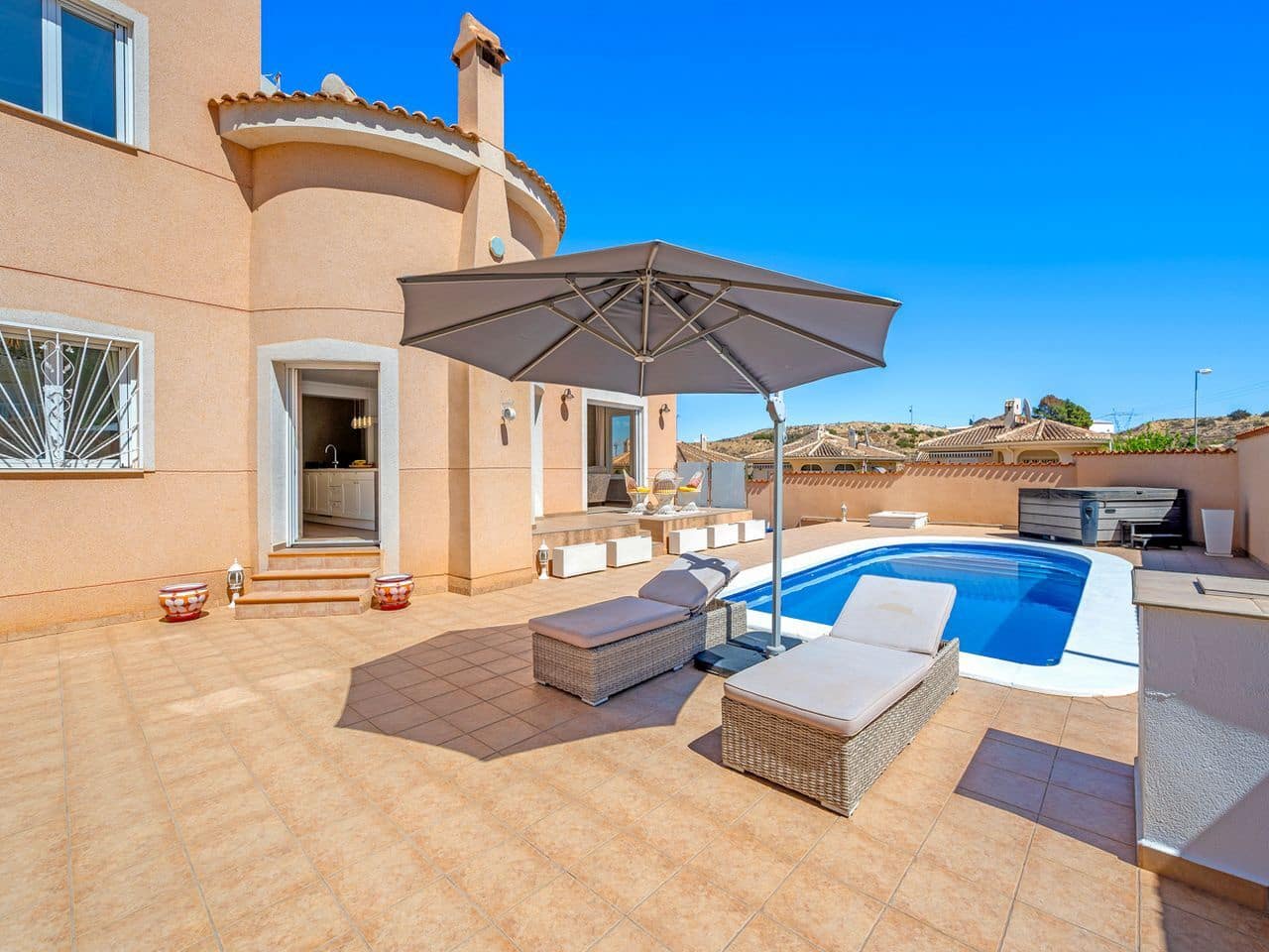 3 bedroom Villa for sale in Rojales with pool garage - € 449,000 (Ref: 9237007)