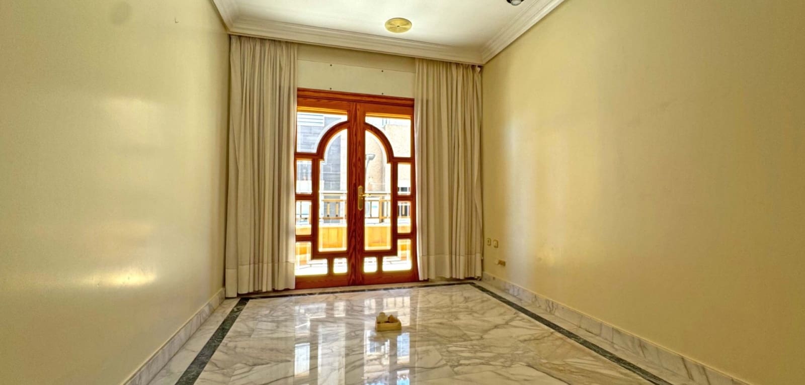 Apartamento de 6 habitaciones en San Pedro del Pinatar en venta - 415.000 € (Ref: 9237014)