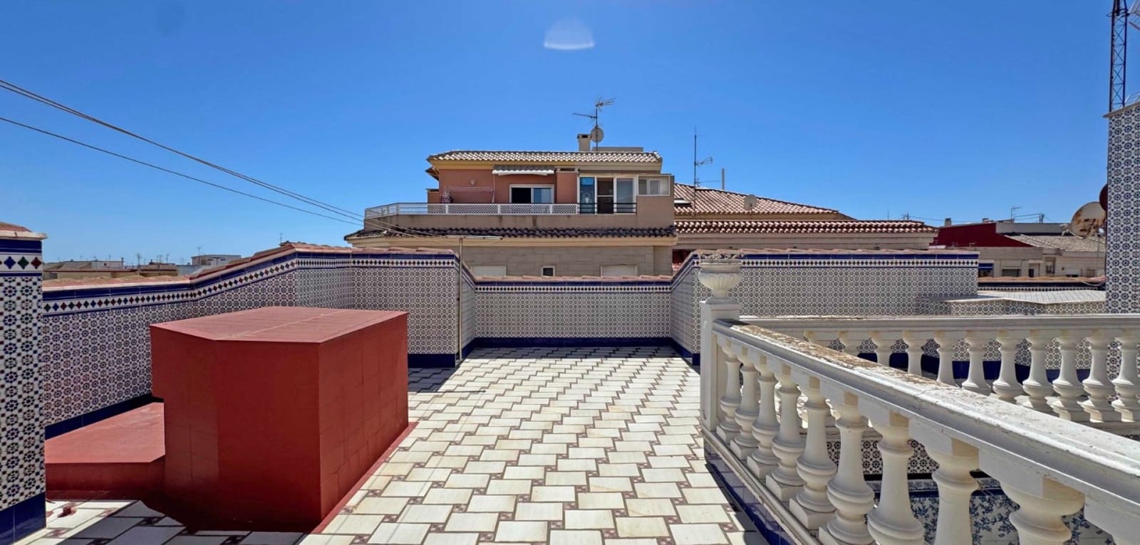 Apartamento de 6 habitaciones en San Pedro del Pinatar en venta - 415.000 € (Ref: 9237014)
