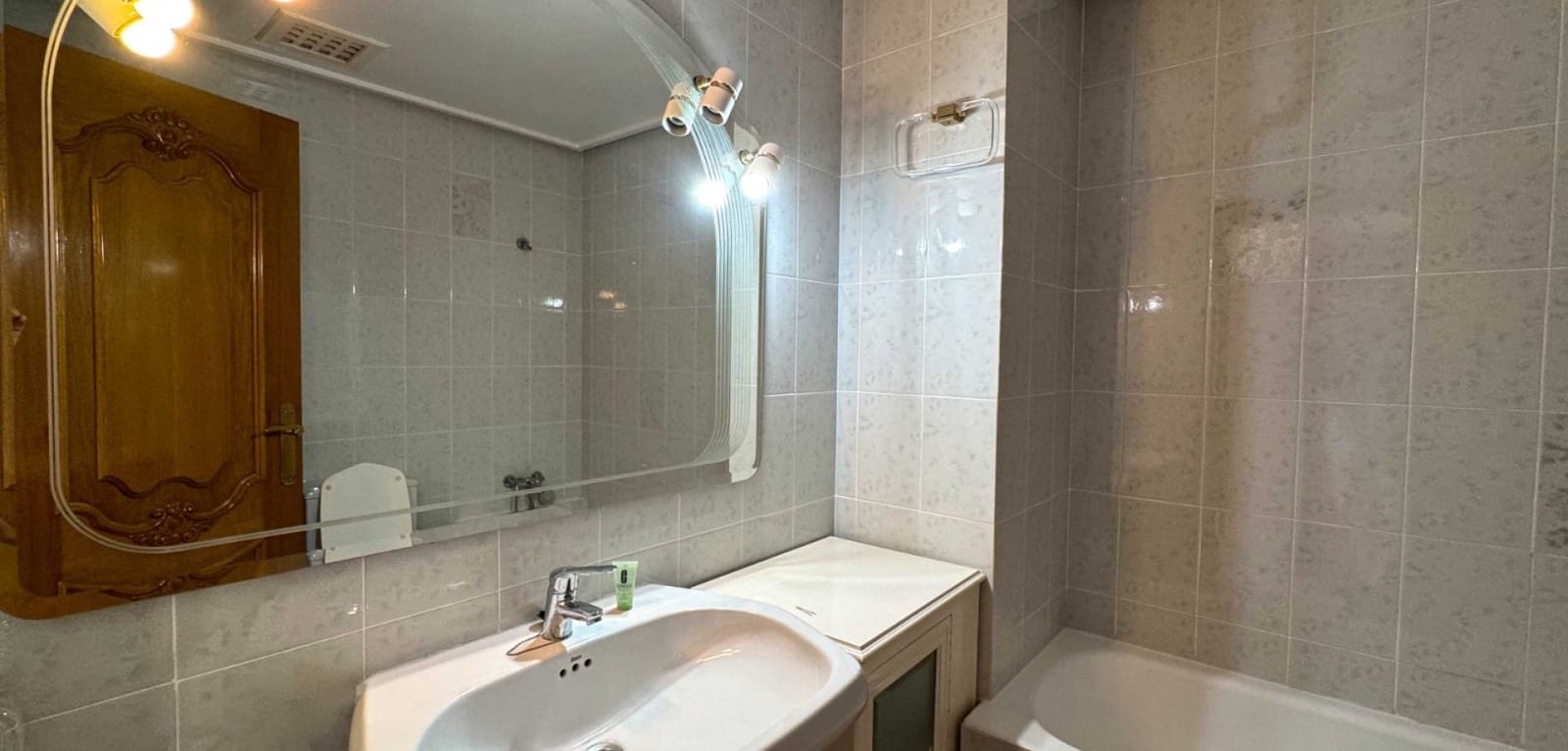 Apartamento de 6 habitaciones en San Pedro del Pinatar en venta - 415.000 € (Ref: 9237014)