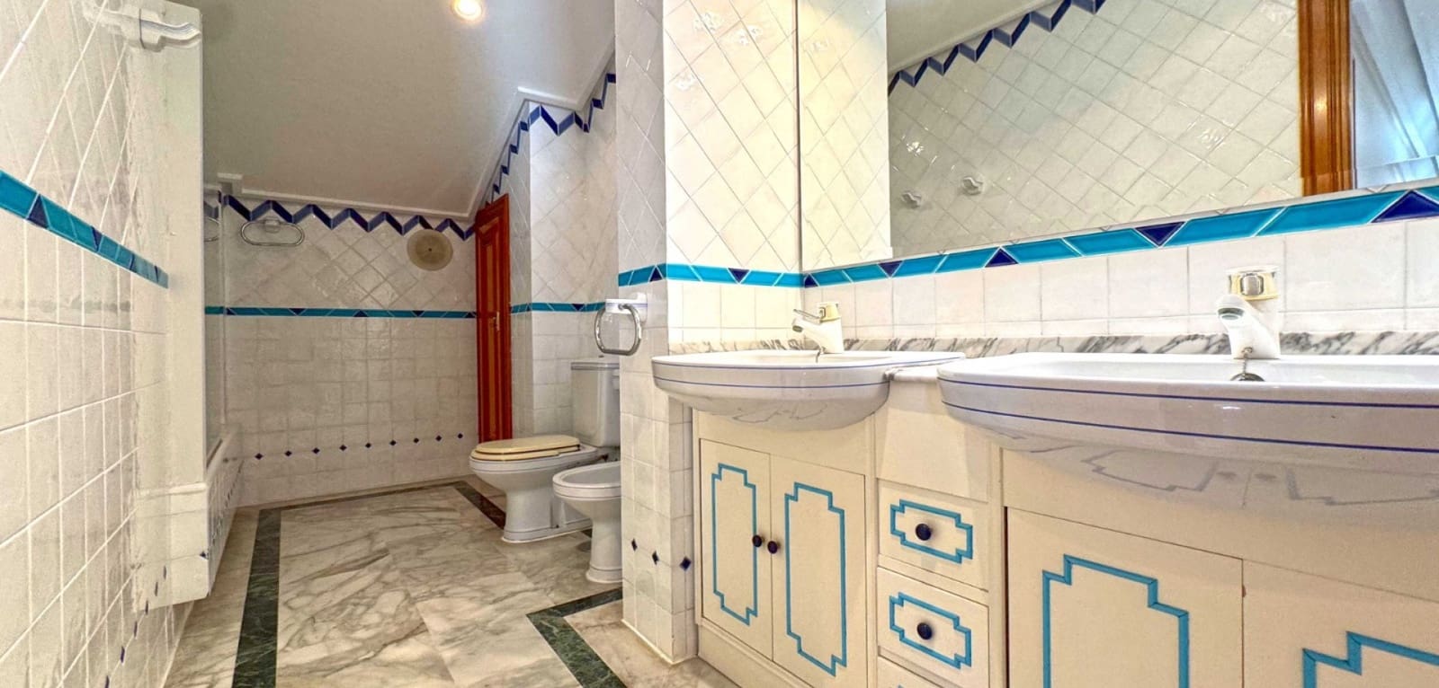 Apartamento de 6 habitaciones en San Pedro del Pinatar en venta - 415.000 € (Ref: 9237014)