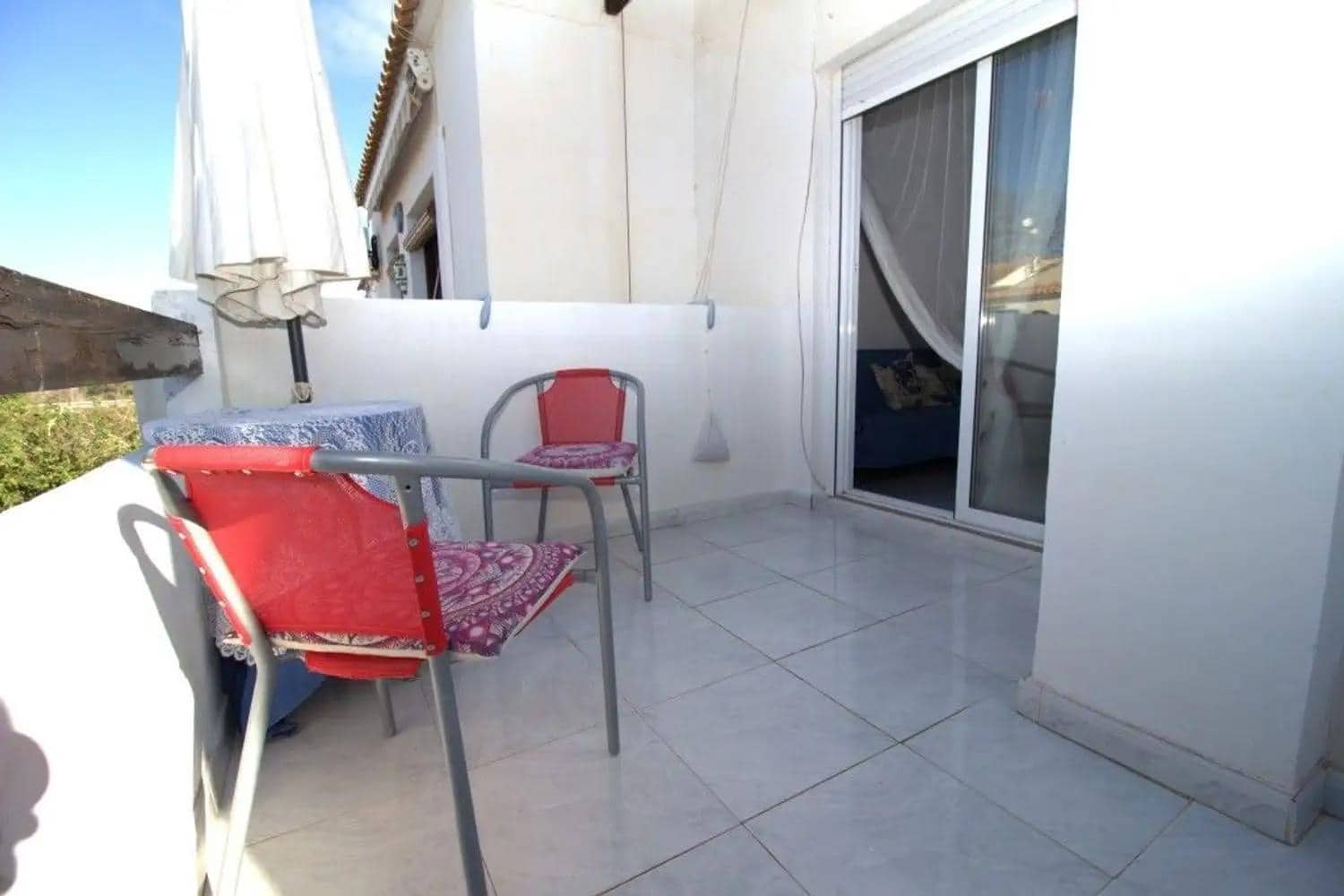 1 quarto Penthouse para venda em Torrevieja com piscina - 118 000 € (Ref: 9240758)