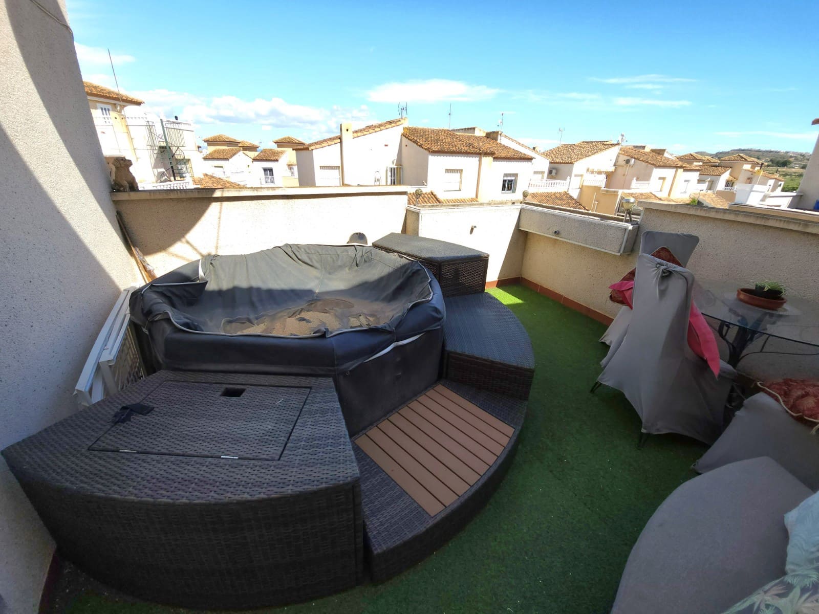 3 makuuhuone Paritalo myytävänä paikassa Algorfa mukana uima-altaan - 150 000 € (Ref: 9243596)