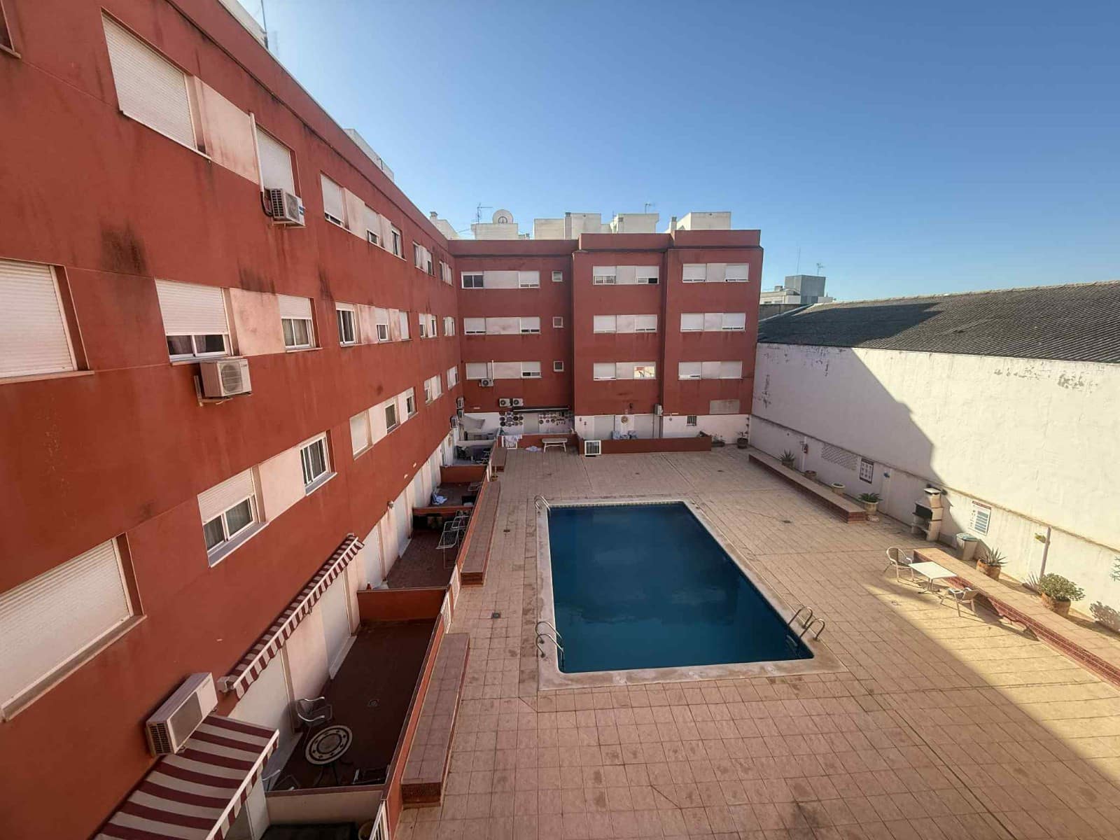 3 bedroom Apartment for sale in Almoradi with pool - € 130,000 (Ref: 9243598)