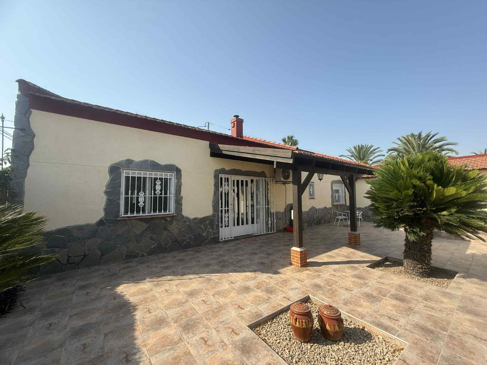 3 soverom Finca/Herregård til salgs i Catral med svømmebasseng - € 385 000 (Ref: 9243643)