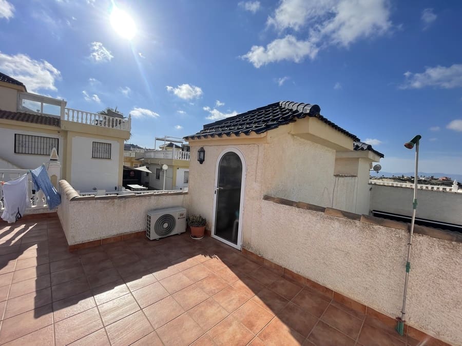 3 makuuhuone Omakotitalo myytävänä paikassa Ciudad Quesada mukana uima-altaan - 190 000 € (Ref: 9247762)