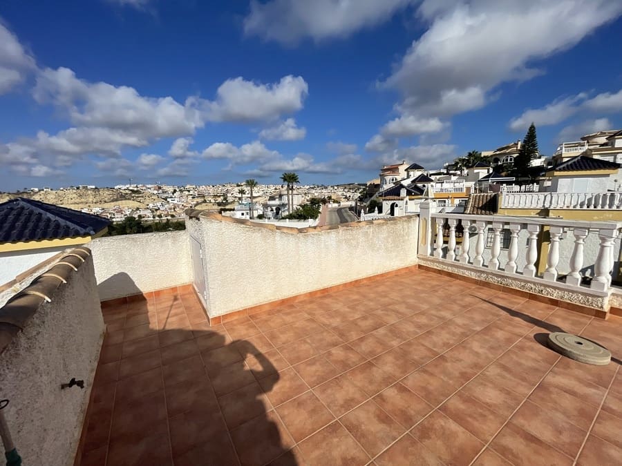 3 makuuhuone Omakotitalo myytävänä paikassa Ciudad Quesada mukana uima-altaan - 190 000 € (Ref: 9247762)