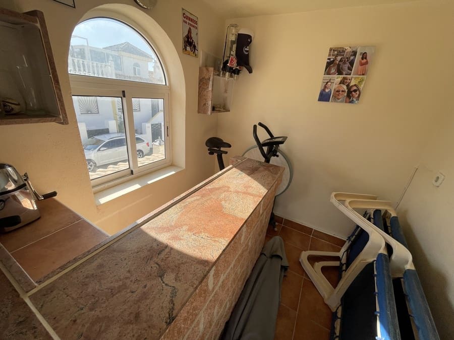 3 makuuhuone Omakotitalo myytävänä paikassa Ciudad Quesada mukana uima-altaan - 190 000 € (Ref: 9247762)