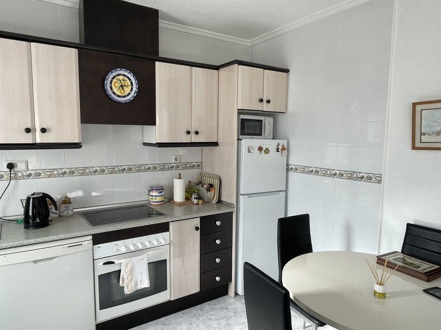 3 makuuhuone Omakotitalo myytävänä paikassa Ciudad Quesada mukana uima-altaan - 190 000 € (Ref: 9247762)