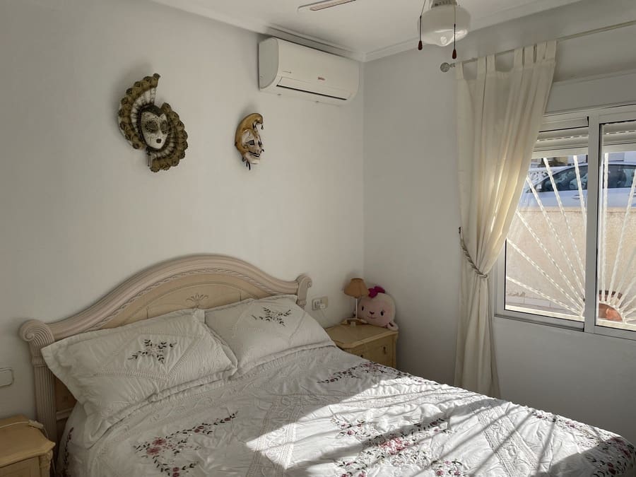 3 makuuhuone Omakotitalo myytävänä paikassa Ciudad Quesada mukana uima-altaan - 190 000 € (Ref: 9247762)