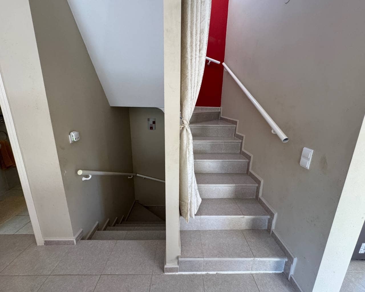 7 makuuhuone Huvila myytävänä paikassa Ciudad Quesada mukana uima-altaan - 650 000 € (Ref: 9256651)