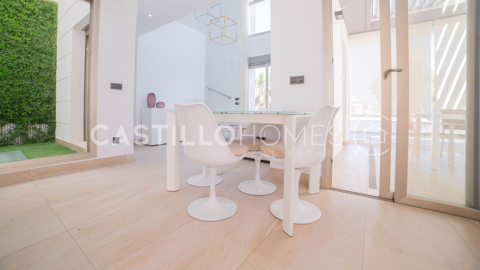 4 quarto Moradia para venda em Orihuela Costa com piscina - 499 900 € (Ref: 9258018)