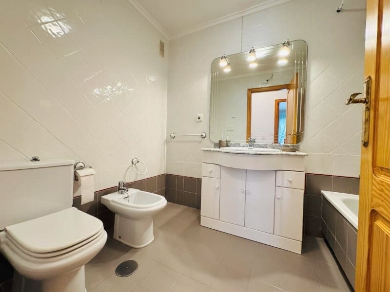 4 bedroom Apartment for sale in La Mata - € 340,000 (Ref: 9263396)