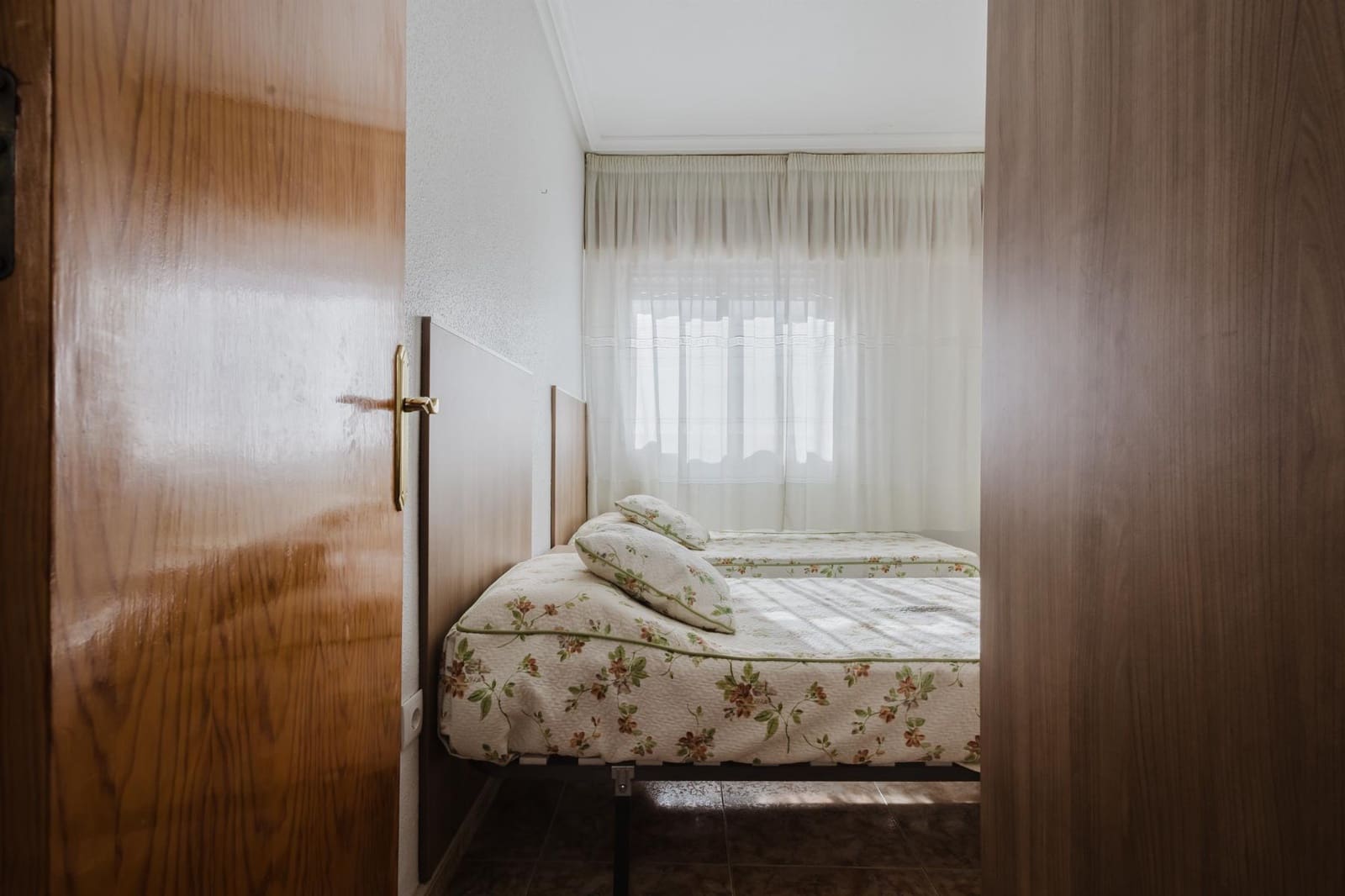 Apartamento de 2 habitaciones en Torrevieja en venta con garaje - 149.500 € (Ref: 9263399)