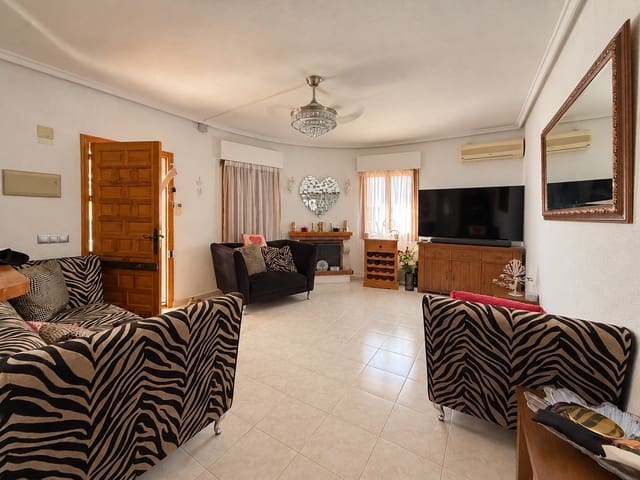 3 quarto Moradia para venda em Ciudad Quesada, Rojales com piscina garagem - 370 000 € (Ref: 9266530)