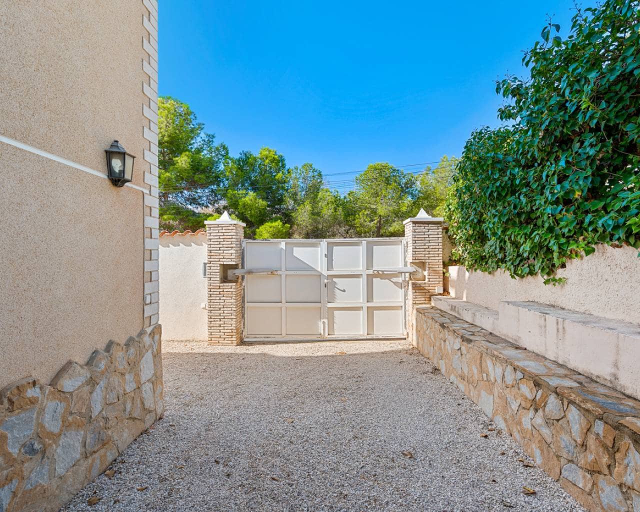 7 sypialnia Willa na sprzedaż w Ciudad Quesada z basenem garażem - 650 000 € (Ref: 9266531)