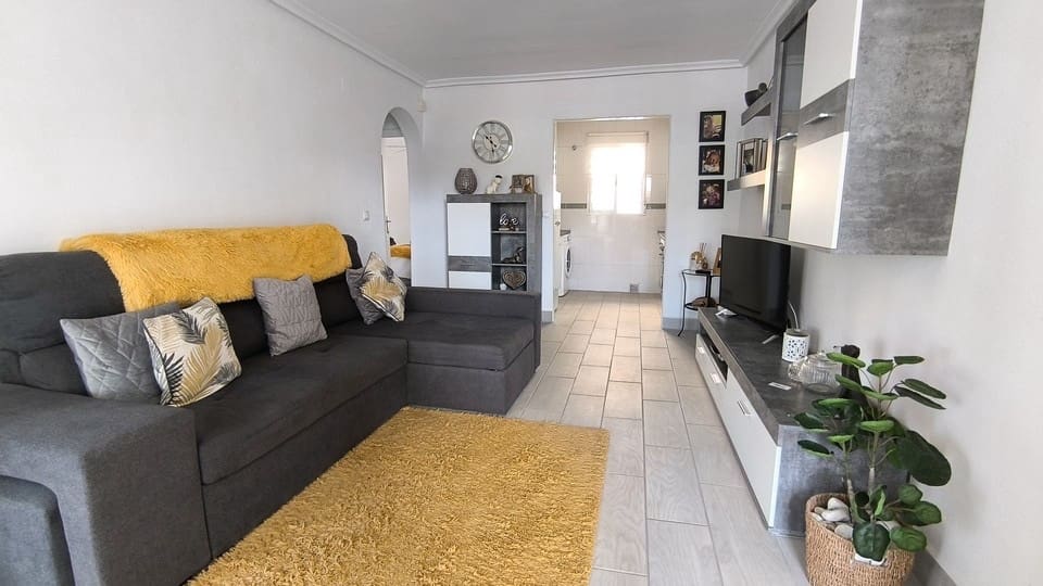 2 bedroom Apartment for sale in Entre Naranjos with pool - € 129,900 (Ref: 9266534)