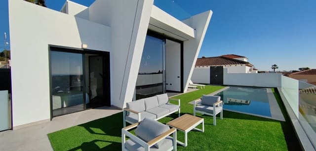 3 bedroom Villa for sale in Torrevieja with pool garage - € 650,000 (Ref: 9272802)