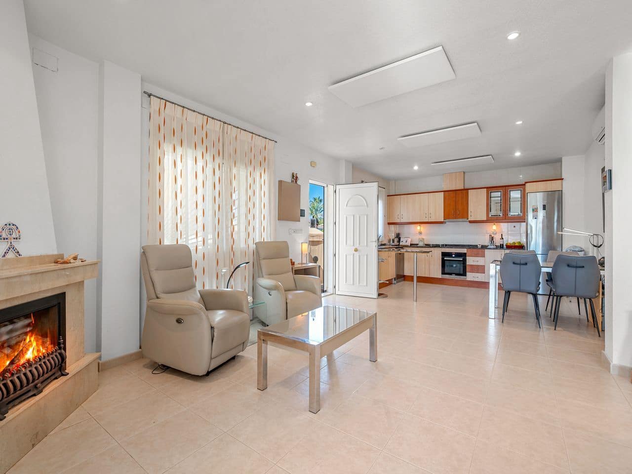 4 bedroom Villa for sale in Rojales with pool garage - € 420,000 (Ref: 9292220)