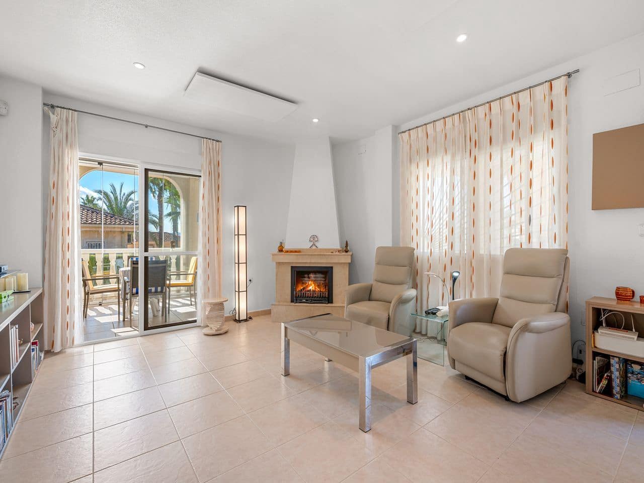 4 bedroom Villa for sale in Rojales with pool garage - € 420,000 (Ref: 9292220)