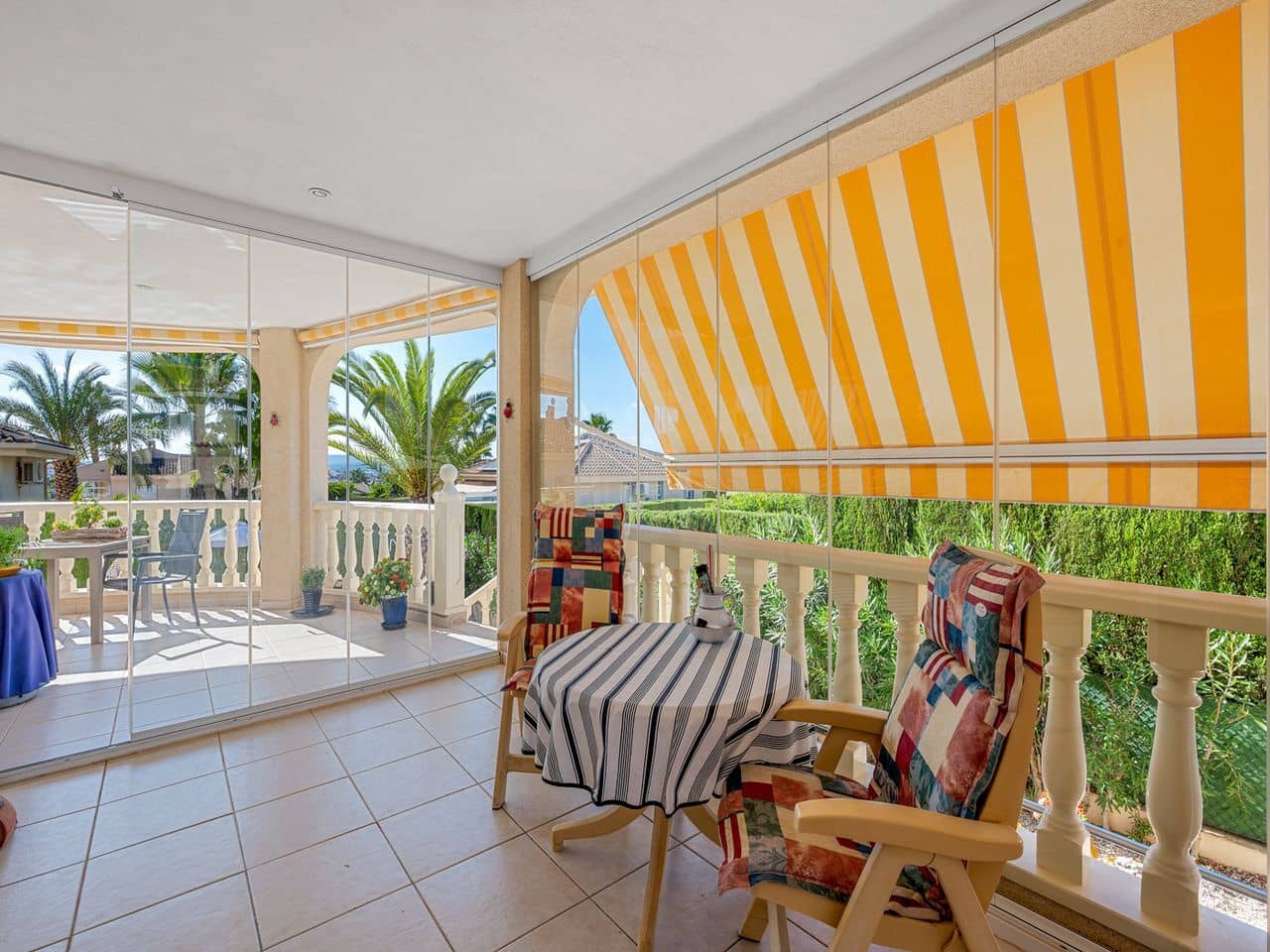 4 bedroom Villa for sale in Rojales with pool garage - € 420,000 (Ref: 9292220)