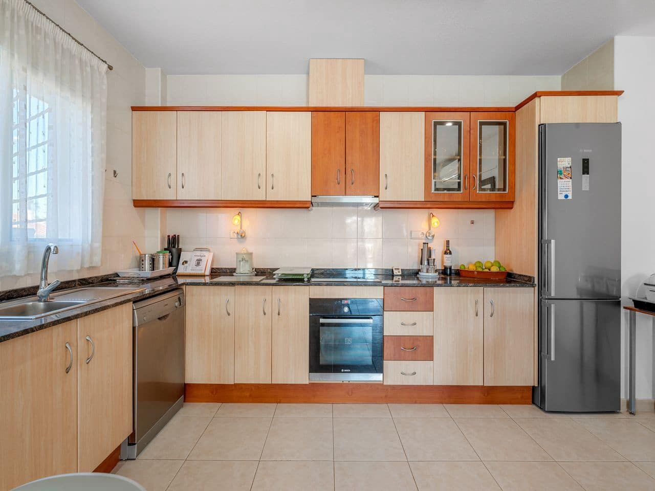 4 bedroom Villa for sale in Rojales with pool garage - € 420,000 (Ref: 9292220)